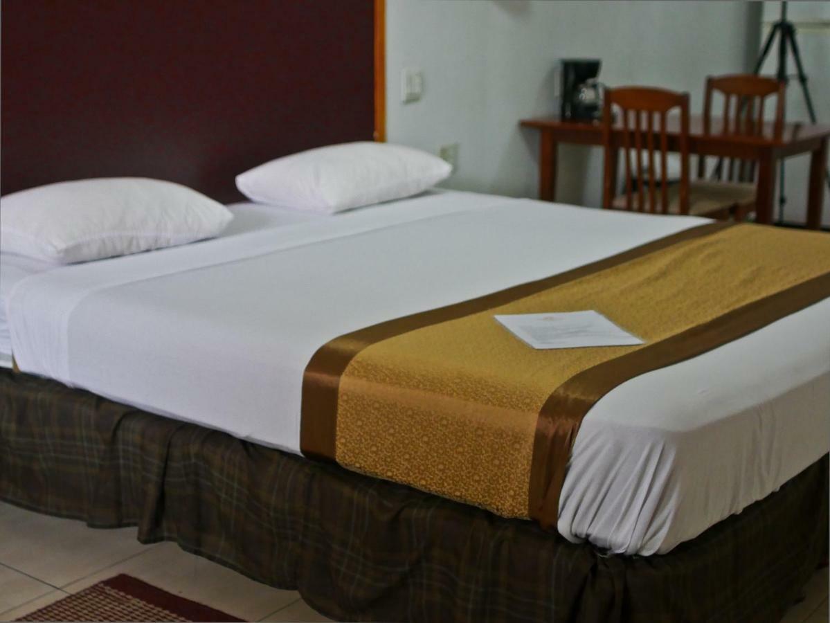 Hotel North Resort ปารามารีโบ ภายนอก รูปภาพ